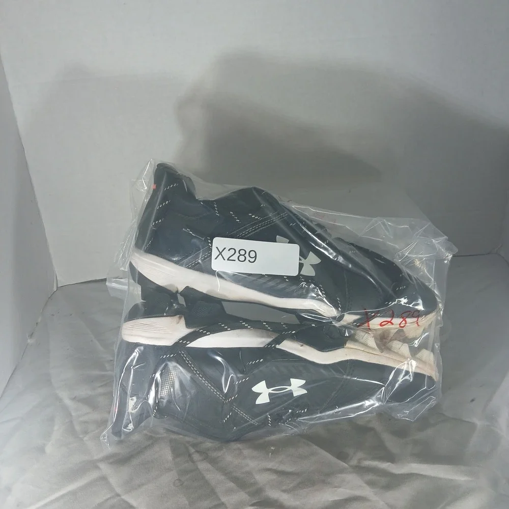 Under Armour Leadoff Low RM Black White Youth Baseball‎ Cleats 5Y 3025600-001